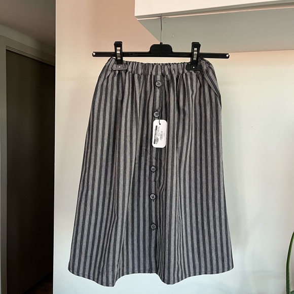 RARE Tocoto Vintage Skirt Dark Grey Kids Flowy Comfy - Picture 3 of 7